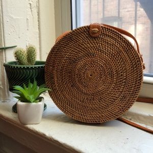 Woven rattan purse
